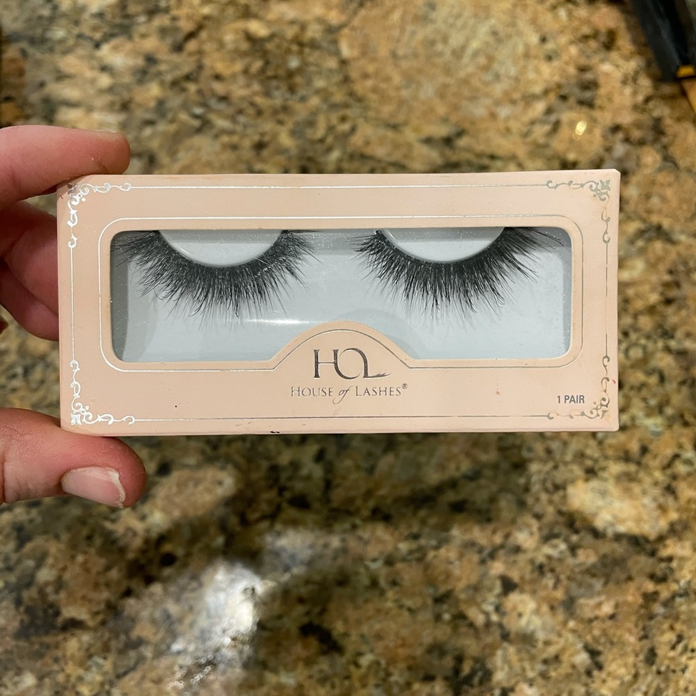 House Of Lashes Noir Fairy Lite Eyelashes